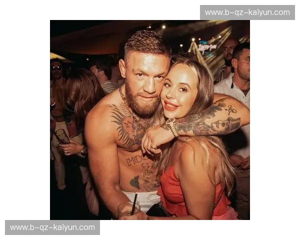 血色浪漫与斯托克顿耳光：内特·迪亚兹与康纳·麦格雷戈的恩怨史诗